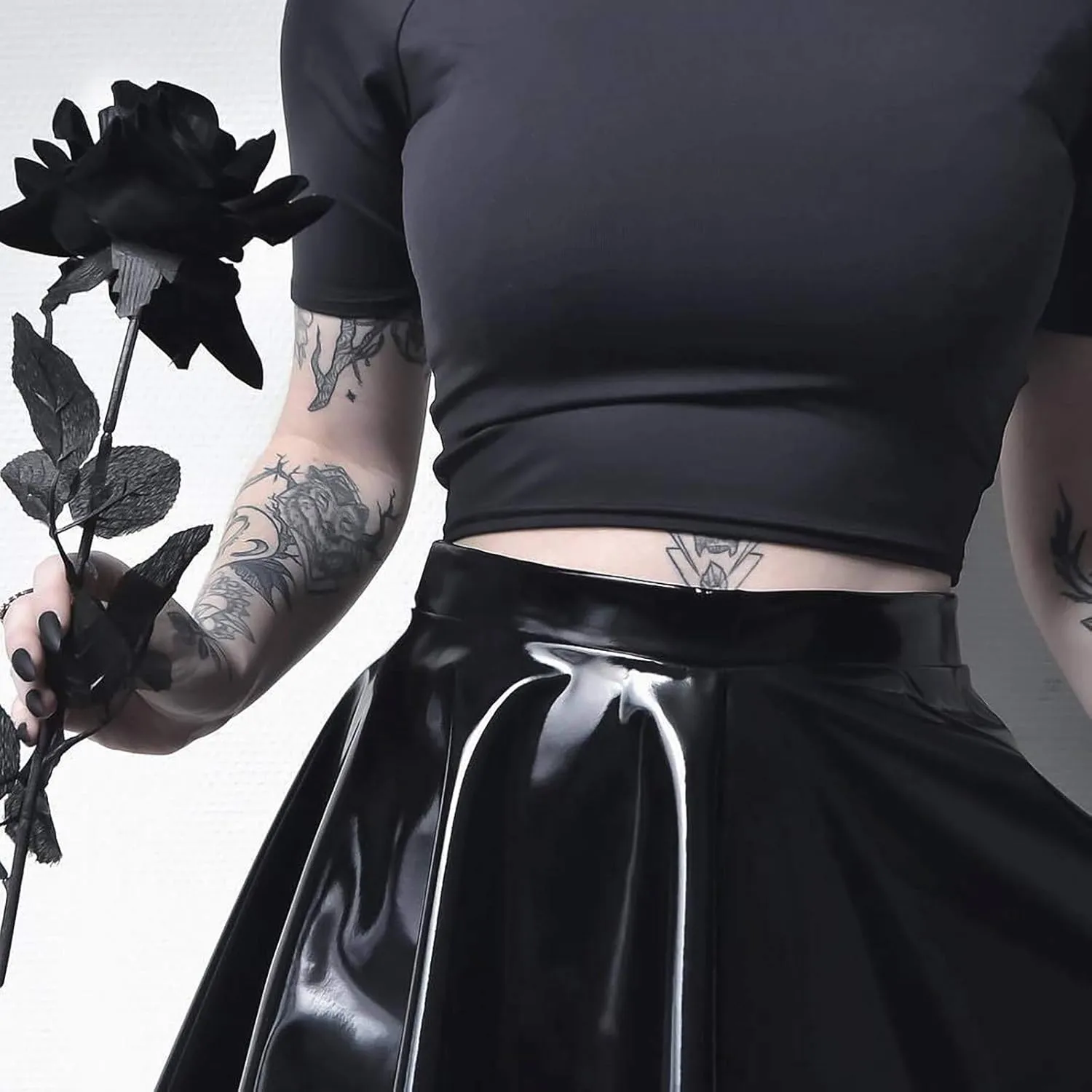 Sexy Mini Skirts for Women Mini Pleated Color Skirt Faux Leather Shiny Skirt Fashion Women Skirt Skirt Woman