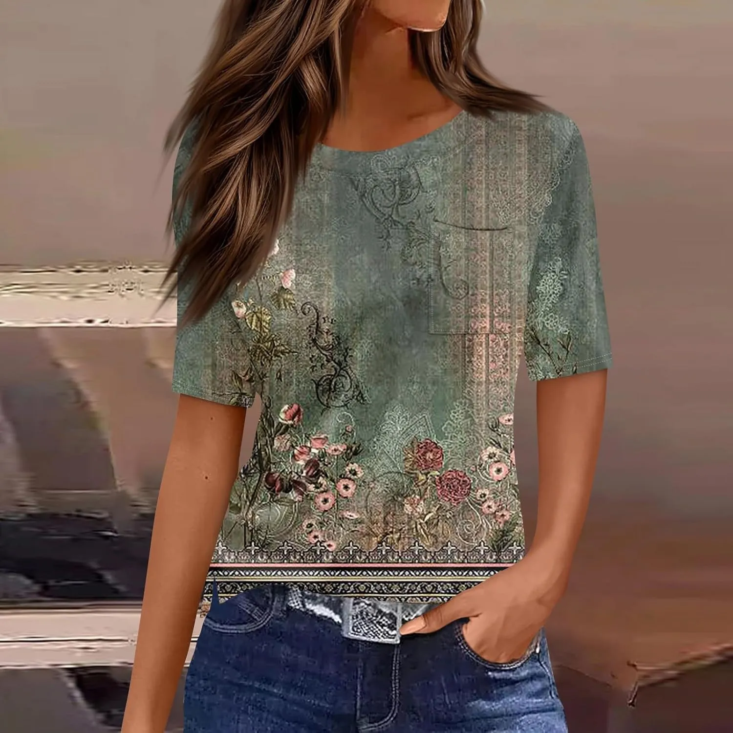 Short Sleeve Shirts for Women Pocket T Shirt Loose Crewneck Plus Size Tops for Women Daily Outfits
