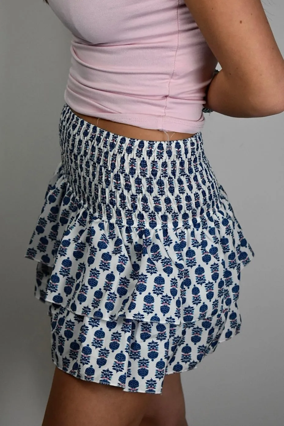 Women Layered Mini Skirt Elastic Waist Smocked Pleated Ruffle Short Skirt Summer Boho Floral Flowy Beach Skirt
