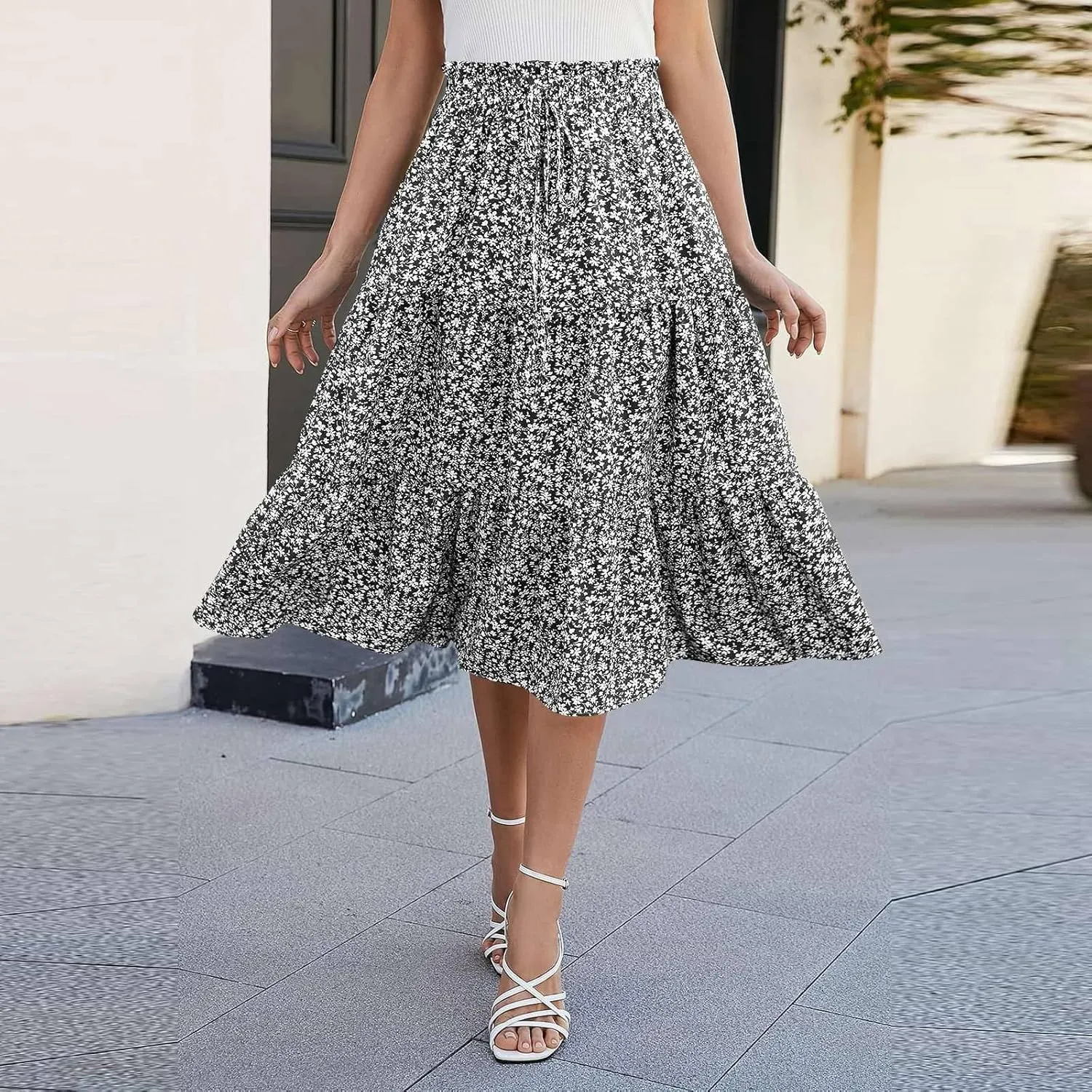 Womens Maxi Skirt 2025 Summer Comfy Tiered Elastic High Waisted Skirts Floral Boho Beach Vacation Long Skirts